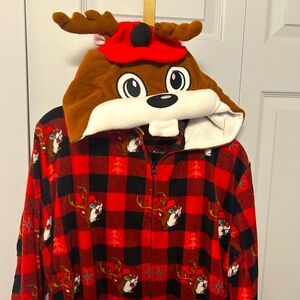Buc-ee’s one piece holiday pajamas SZ XXL
